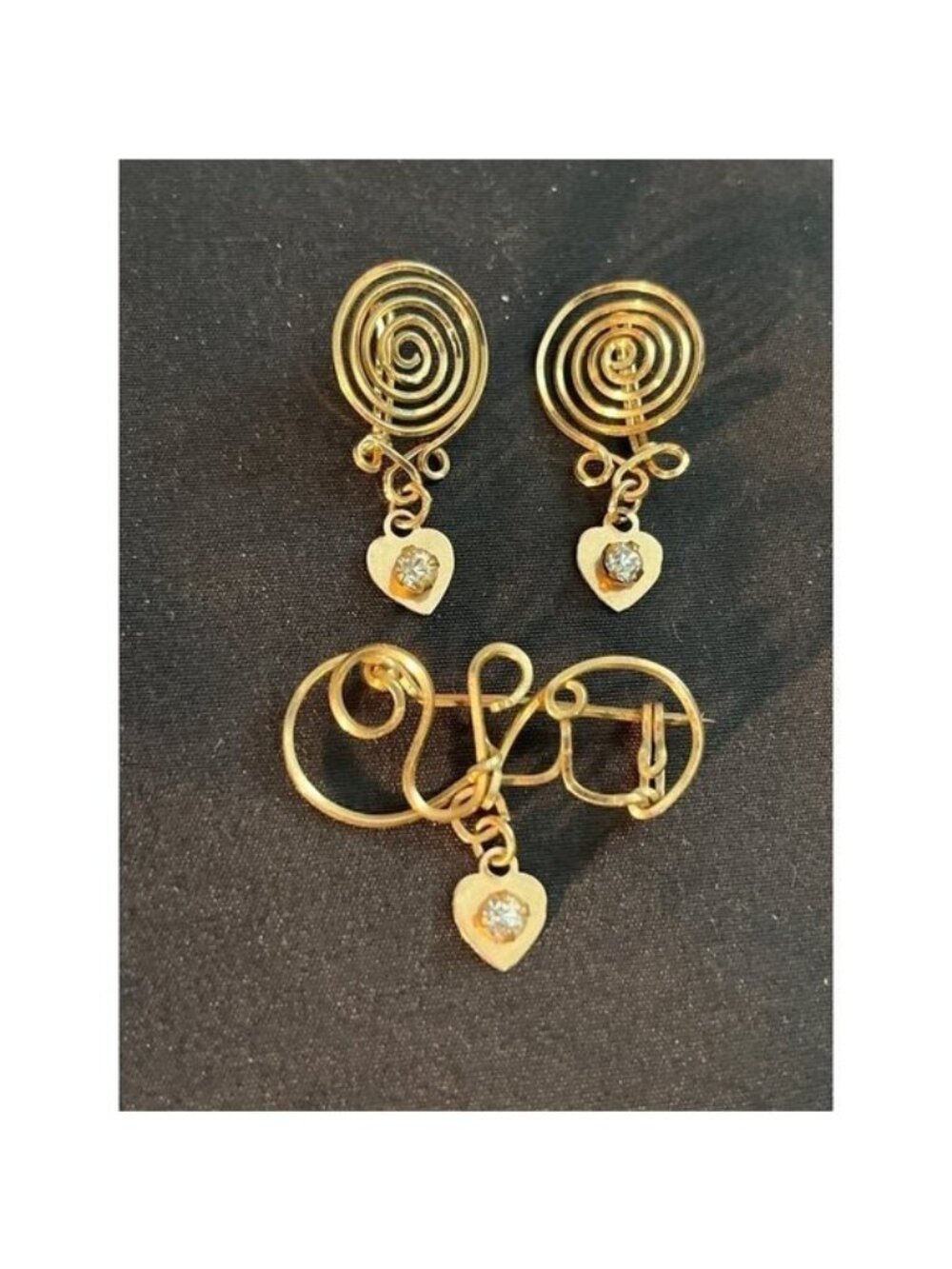 Vintage Gold Swirl Earrings & Brooch with Heart Pendants 3 piece Set  3.1g
